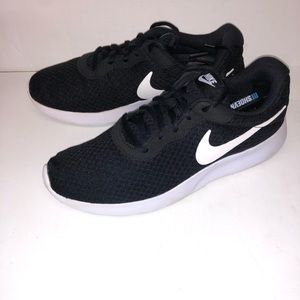 Nike Sneakers !